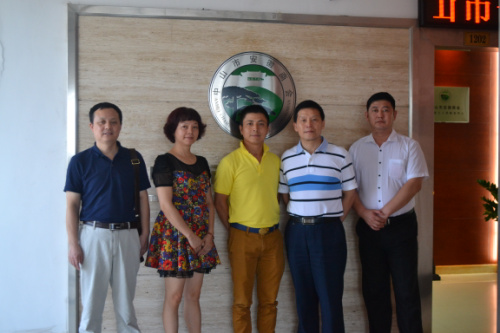 合肥市蜀山区政协副主席李家斌一行莅临我商会考察调研